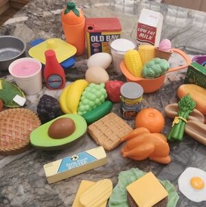 Kids Toy Play Food Set - Assorted Colorful Plastic Fruits & Vegetables